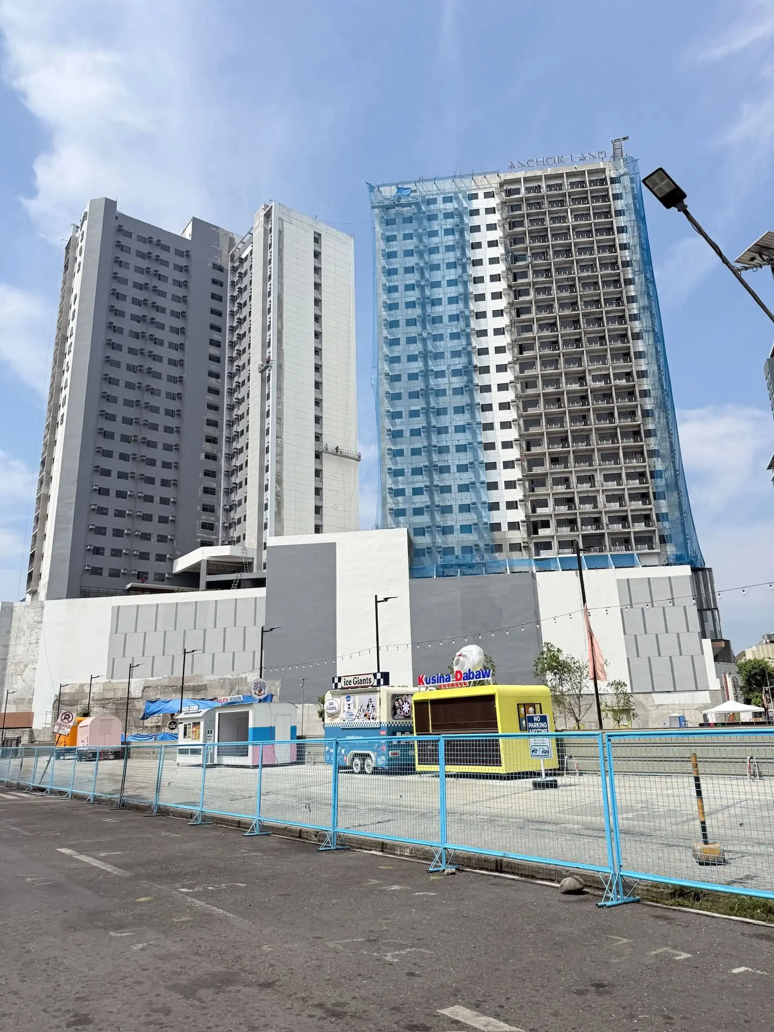 Premium Studio - West Tower
